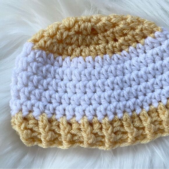 Newborn Baby Crochet Hat Set of 3 Yellow Grey Mint Green 0-3 - Picture 10 of 13